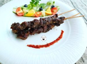 『烤肉專區』黑胡椒牛肉串 -- 20支 / 40支（七吋籤）... 962-0261