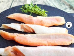 頂級鮮嫩帶皮鮭魚肚肉條 500g（寬約3~5公分）﹍ 962-0081